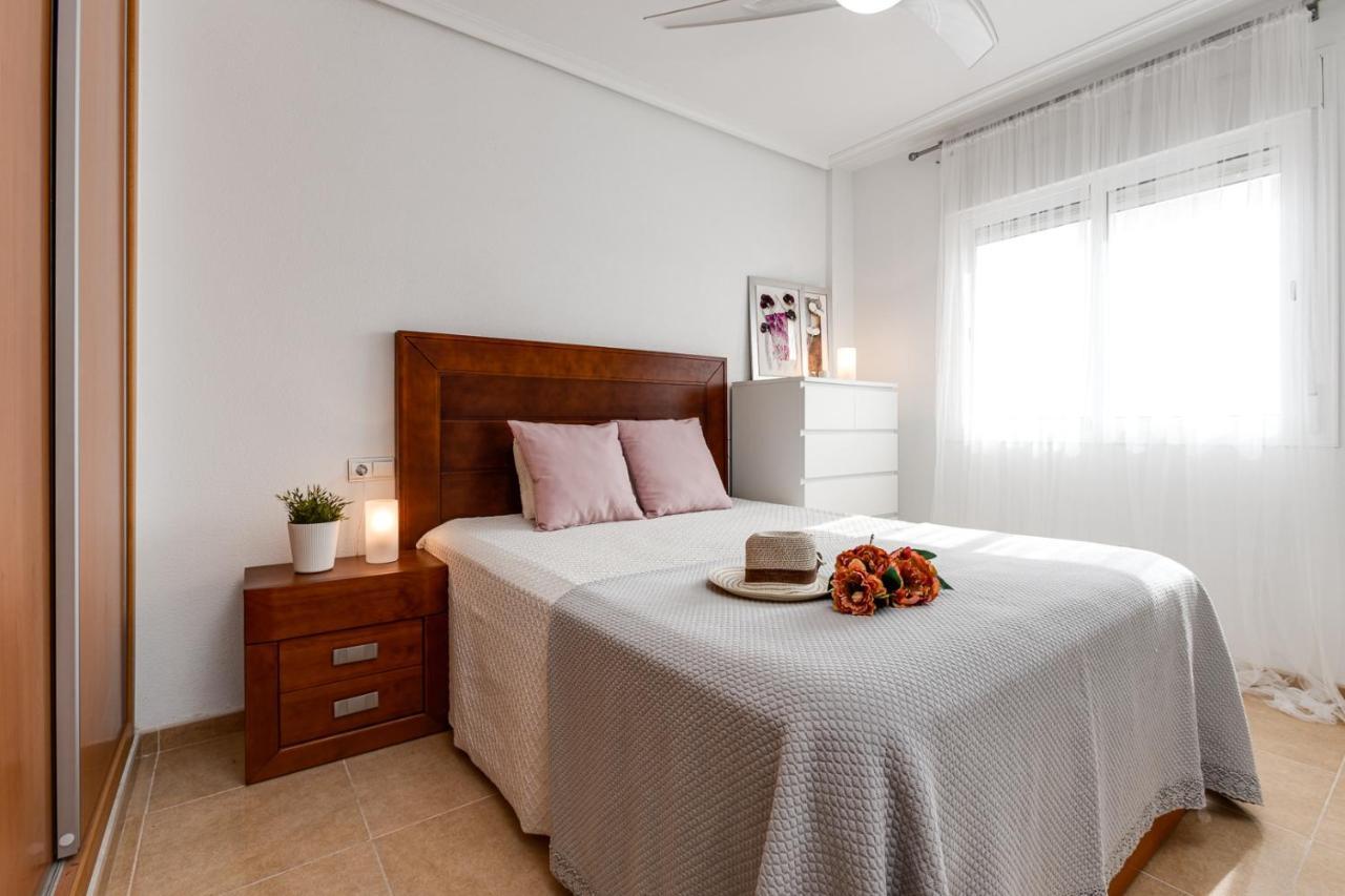Sunny Casita, Torrevieja, Modern 2 Bed Top Floor Apartment Exterior foto